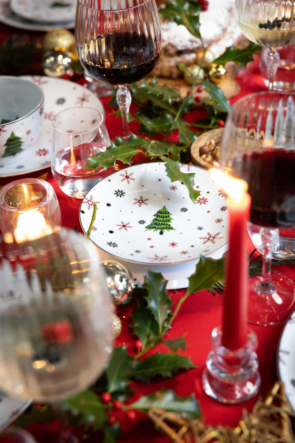 Cookinglife Serviesset - Kerstservies - Porselein - Rood 18-delig / 6 personer