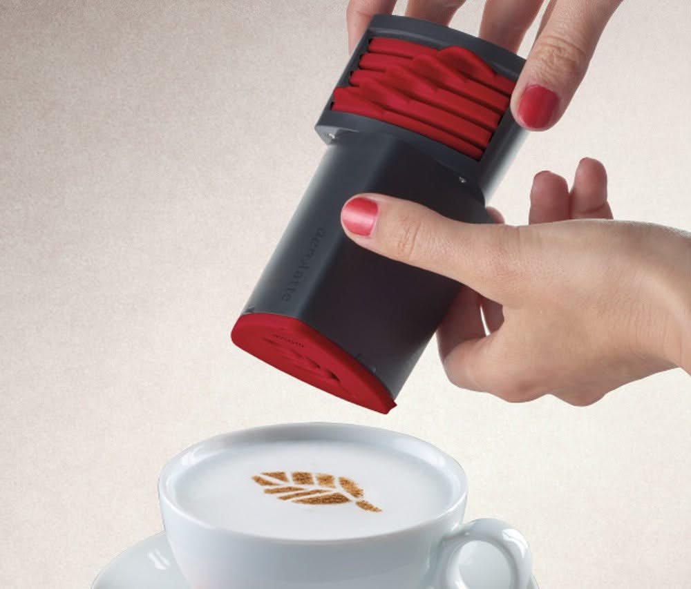 Aerolatte Cacaostrooier Cappuccino Artist - med 6 Skabeloner