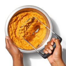 OXO Good Grips Kartoffelstamper med Horisontalt Greb