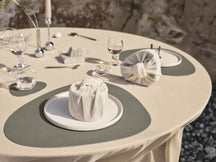 LIND DNA Placemats Nupo - Læder - Flint Grey - Curved - 44 x 37 cm - 2 Styk