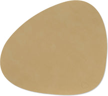 LIND DNA Placemats Nupo - Læder - Khaki - Curved - 44 x 37 cm - 2 Styk