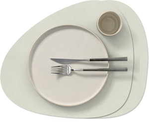LIND DNA Placemats Nupo - Læder - Linen - Kurvet - 44 x 37 cm - 2 Styk