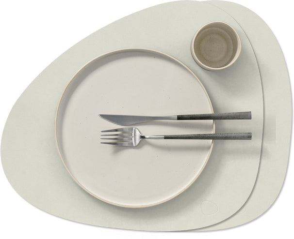 LIND DNA Placemats Nupo - Læder - Linen - Kurvet - 44 x 37 cm - 2 Styk