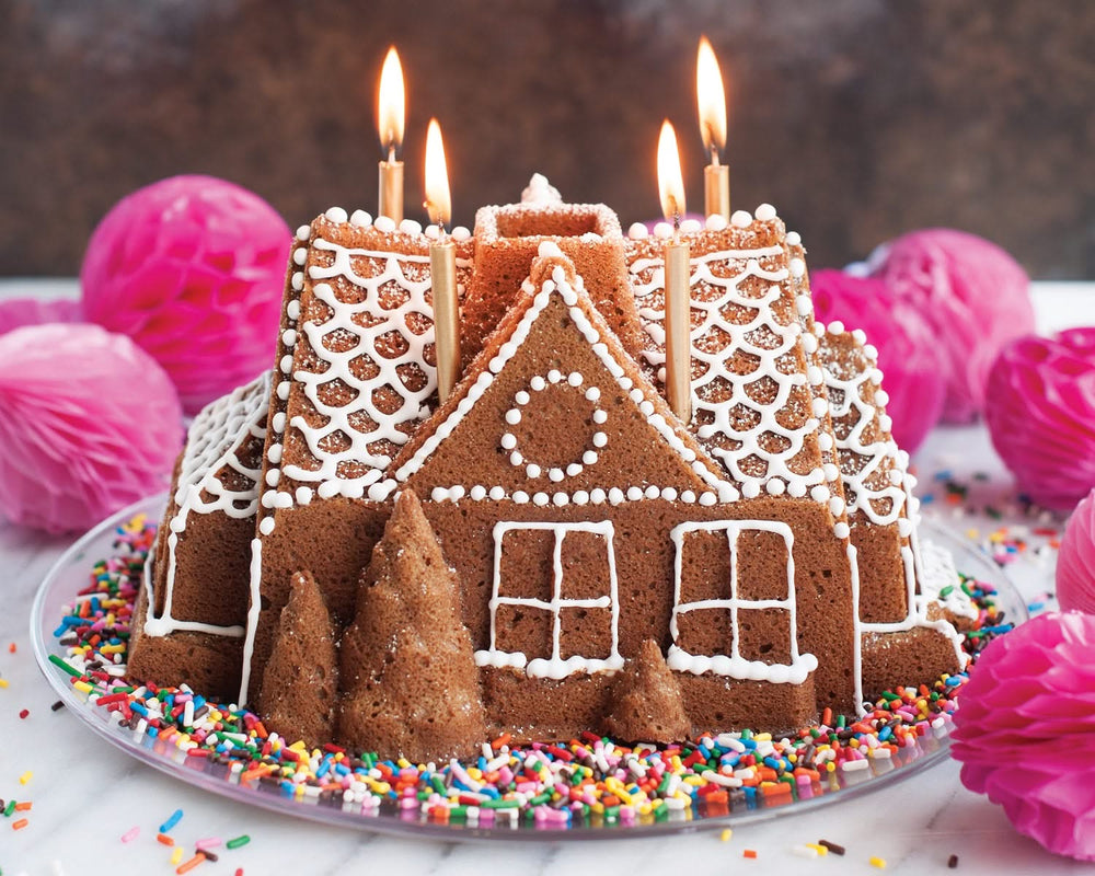 Nordic Ware Tulbandform Gingerbread House Bundt Sølv - Gietaluminium - 26 x 20 cm