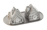 Nordic Ware Cakeform Gingerbread House Duet Sølv - Gietaluminium - 32 x 17 cm
