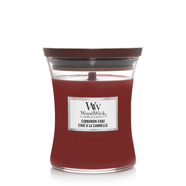 WoodWick Duftlys Medium Cinnamon Chai - 11 cm / ø 10 cm - Duftlys i Glas - Trævæge