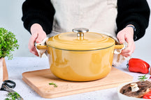 Cosy & Trendy Braadpan met deksel Fontestic Gietijzer Amber Gold ø 24 cm / 4.6 Liter - sfeerbeeld 2