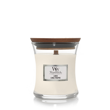 WoodWick Duftlys Mini Linen - 8 cm / ø 7 cm