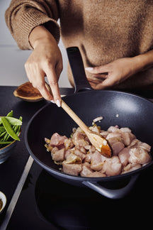 BEKA ENERGY R Wokpande med keramisk non-stick belægning og modgreb 30 cm