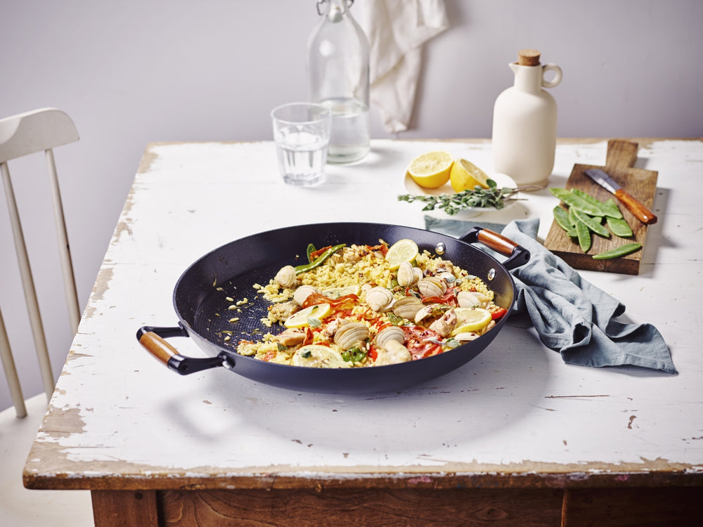 Beka Paella pande med 2 sidehåndtag Mandala Gussejern ø 36 cm - keramisk non-stick belægning - egnet til alle varmekilder