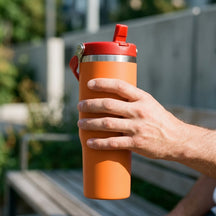 Cookinglife-Thermosbeker-met-Rietje-oranje-sfeer-02 sfeerafbeelding