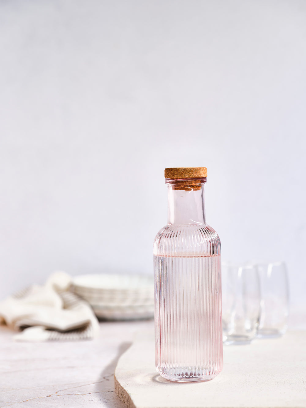 Cosy & Trendy Karaf med Kurk - Vandkaraf - Raya - Rosa - 1 Liter