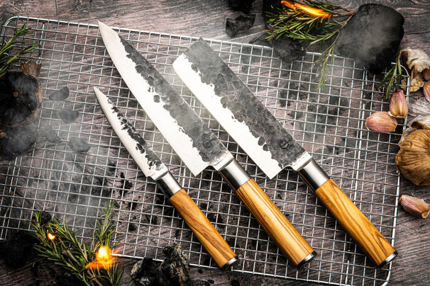 Forged Messenset Olive - 3 - delig - Koksmes, Hakmes og Universelt mes