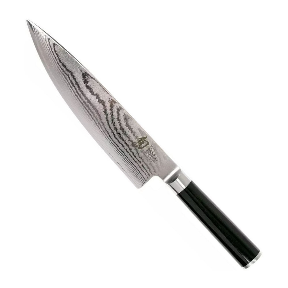 Kai Koksmes Shun Classic 20 cm damaststaal met zwart heft, vrijstaand op witte achtergrond