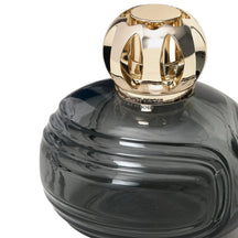 Maison Berger Giftset - Duftbrænder - Enigma Gris Mousse
