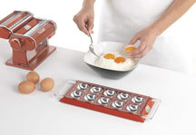 Marcato Ravioli Maker med Deegroller - Rød - 10 Vaks