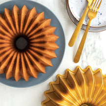 Nordic Ware Tulbandform Brilliance Bundt Guld - Gussejern - ø 26 cm