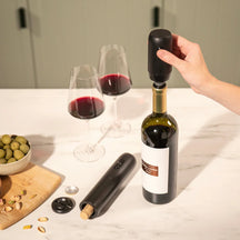 Vacu Vin Elektriske Wine Saver Vacuumpumpe + 2 Propper