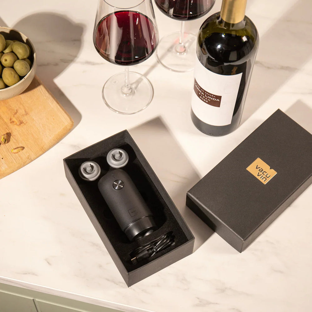 Vacu Vin Elektriske Wine Saver Vacuumpumpe + 2 Propper