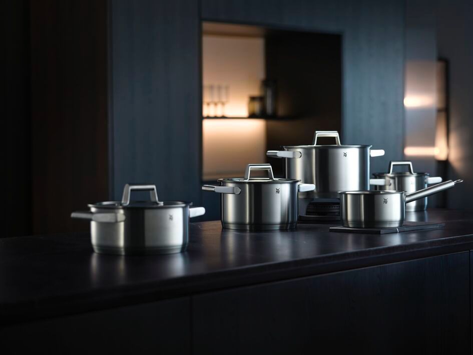 WMF Pannenset Comfort Line 5-Delig Inkluderet GRATIS Cookinglife Kogegrej sæt - Kogepande ø 16, 20, 20 og 24 cm samt Stegepande ø 16 cm