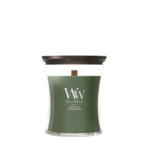 WoodWick Duftlys Medium Frasier Fir - 11 cm / ø 10 cm - Duftlys i Glas - Trævæge