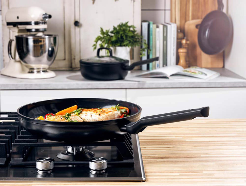 BK Koekenpan Easy Induction ø 28 cm - sfeerbeeld 3
