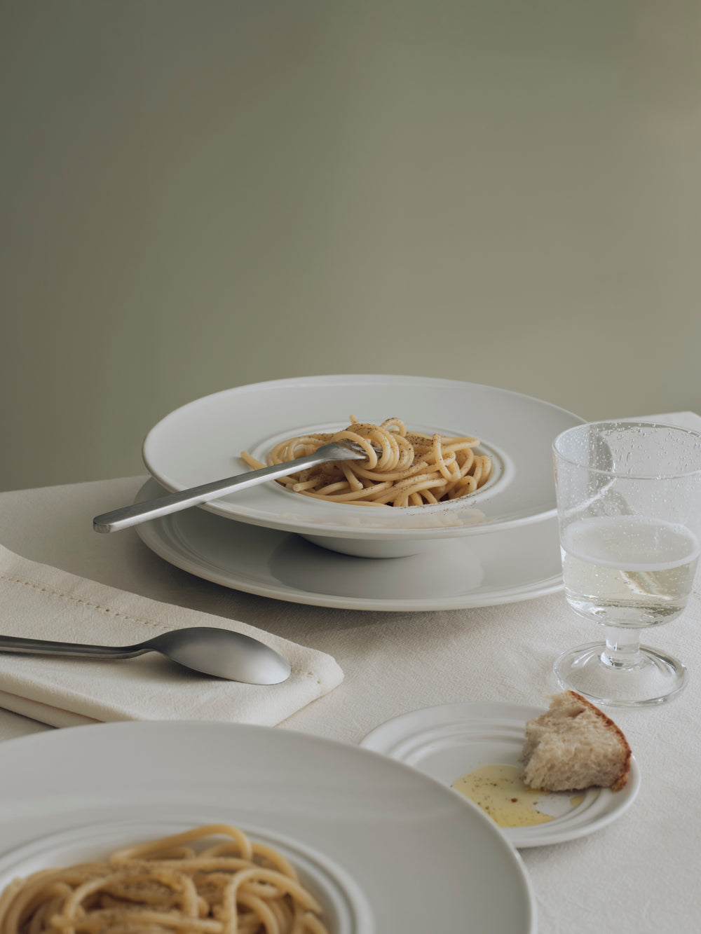 Broste Copenhagen Pastaset Stevns 6-delig / 2 personer - 2 dinerborden, 2 pastaborden og 2 små tallerkener