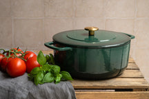 Combekk Braadpan met deksel Gietijzer Holly Green ø 24 cm / 3.8 Liter - sfeerbeeld 1