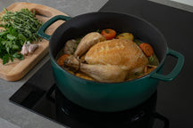 Combekk Braadpan met deksel Gietijzer Holly Green ø 24 cm / 3.8 Liter - sfeerbeeld 4