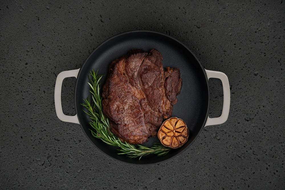 Combekk Koekenpan Skillet met 2 grepen Gietijzer Sand ø 24 cm - sfeerbeeld 2