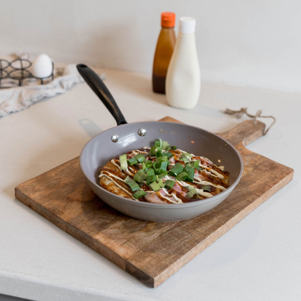 Cook & Pan Koekenpannenset Taupe of Mind 3-delig - ø 20, 24 & 28 cm - sfeerbeeld 1