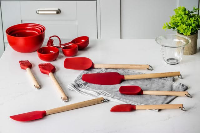 KitchenAid Røreske Core Kejserrød / Birketræ 31 cm