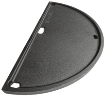 Keij Kamado Halve Maan Grillplade / Plancha Compact - Emaljeret Gussejern - 2-sidet - 33 cm - til 15 tommer Kamadoer - Universel
