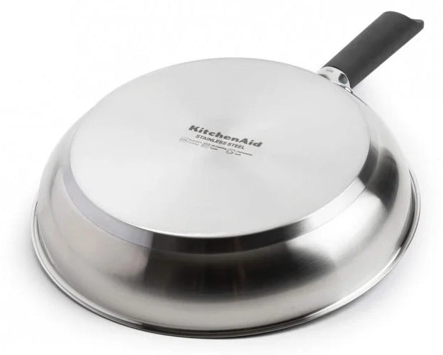 KitchenAid Koekenpannenset Classic RVS 2-delig - ø 20 & 28 cm - onderaanzicht