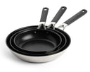 KitchenAid Stegepandesæt Classic Rustfrit Stål 3-delt - ø 20, 24 & 28 cm - keramisk non-stick belægning