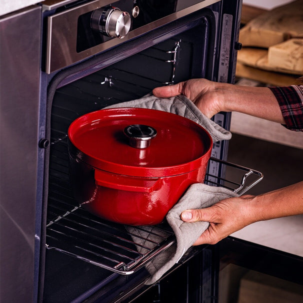 KitchenAid Stegegryde Støbejern Empire Red ø 26 cm / 5,2 Liter - emaljeret non-stick belægning