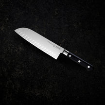 Messermeister Santokumes met Kuiltjes Meridian Elite 18 cm - sfeerbeeld 1
