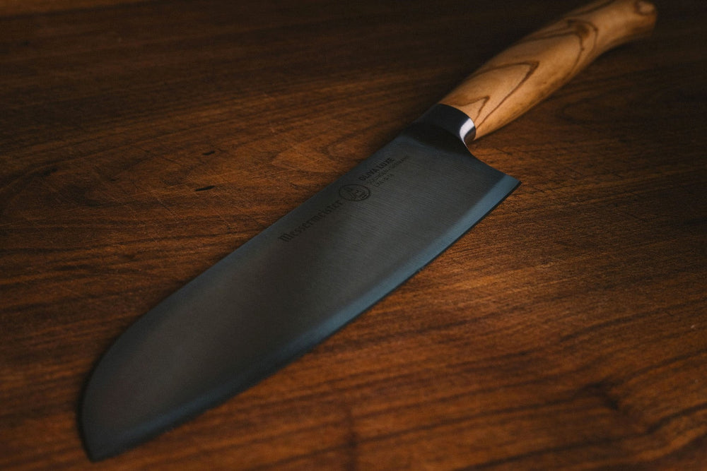 Messermeister Santokumes Oliva Luxe Olijfhout 16.5 cm - detail 1