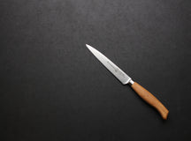Messermeister Tomatenmes / Kaasmes Oliva Luxe Olijfhout 13 cm - sfeerbeeld 1