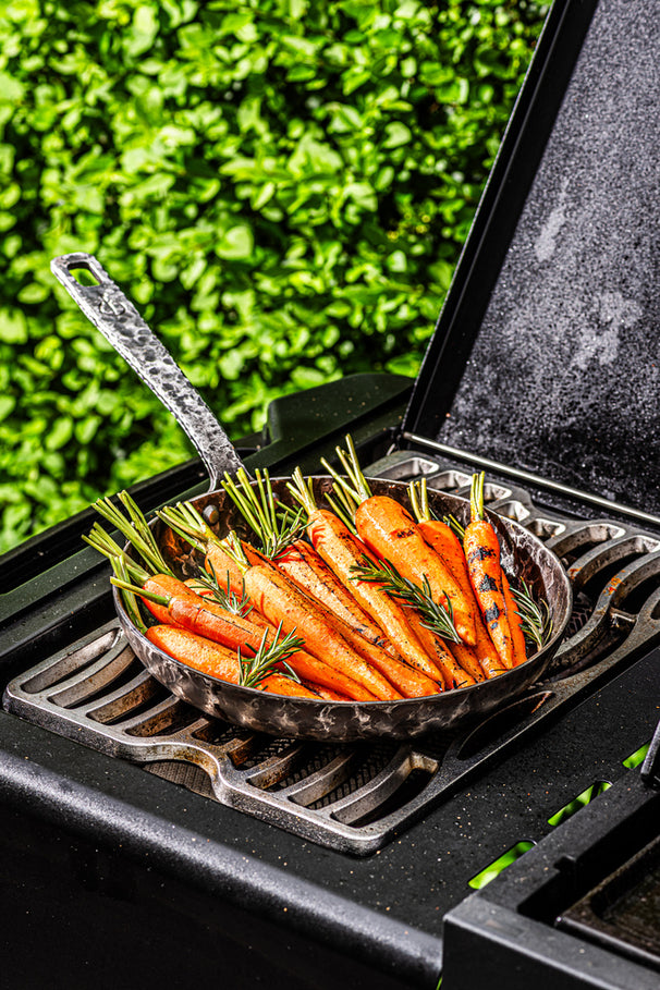 Forged Stegepande Carbonstål ø 28 cm - egnet til alle varmekilder - uden non-stick belægning