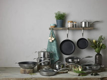 SCANPAN Hapjespan / Sauteerpan med låg HaptIQ ø 28cm / 2.5 liter - egnet til alle varmekilder - standard non-stick belægning