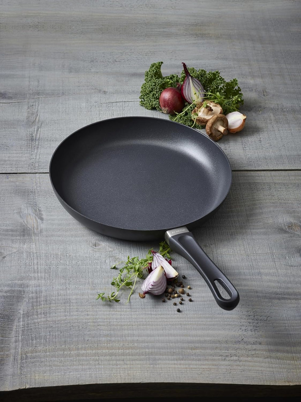 SCANPAN Stegepande Classic Induction ø 24 cm - egnet til alle varmekilder - standard non-stick belægning