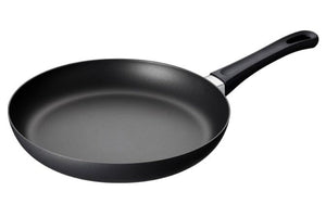 SCANPAN Stegepande Classic Induction ø 28 cm - egnet til alle varmekilder - standard non-stick belægning