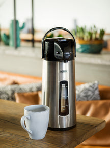 Thermos Thermoskan med Pomp & Vindue - Pompkan - Isolerkan - 2.2 Liter